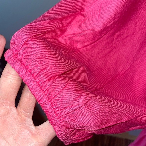 Pink dress - Picture 3 of 4